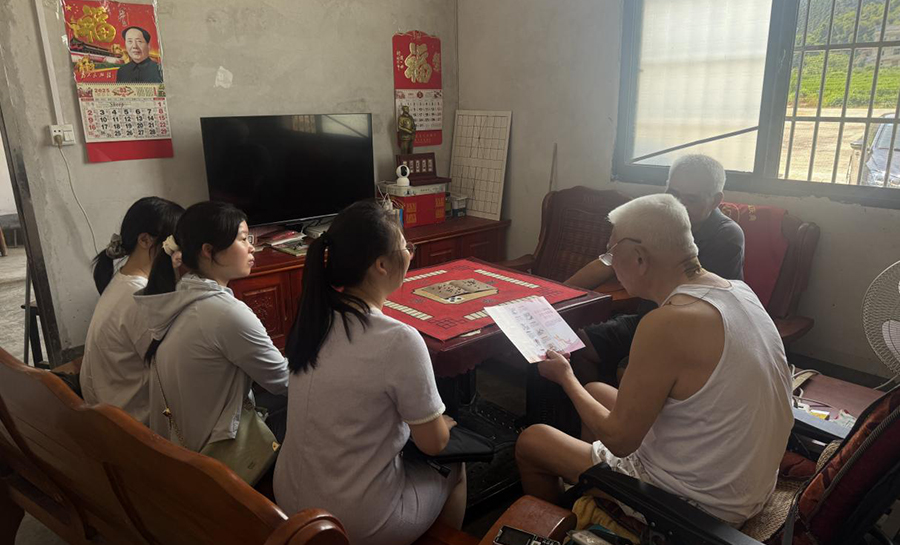 僑法潤?quán)l(xiāng)間 服務(wù)暖僑心